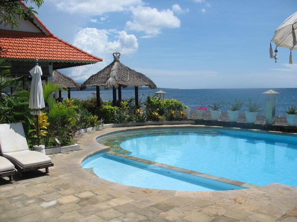 Kembali Beach Bungalows Amed Exteriör bild